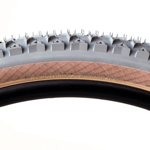 ふ*〜様 ULTRADYNAMICO mars race tire (red)2 ULTRADYNAMICO* mars race tire (red) - BLUE LUG GLOBAL ONLINE STORE
